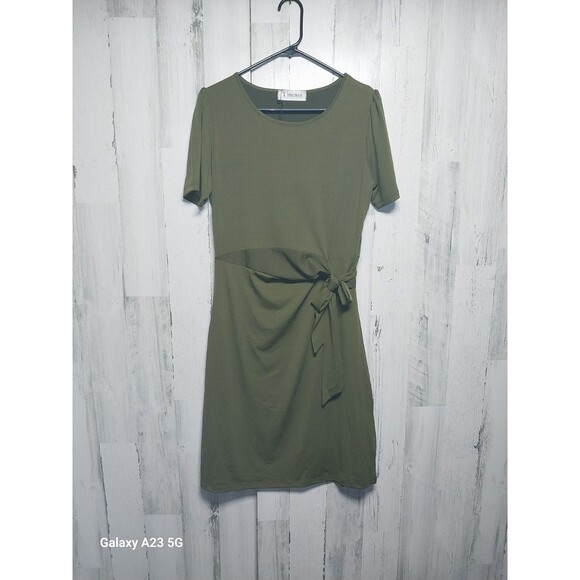 Toms Ware Large Round Neck Short Sleeve Midi Dress Kale Green - Picture 1 of 9